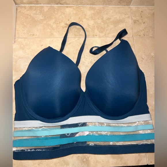VS PINK Tshirt Demi Lined Bra Blue Striped Size 32 D - Picture 1 of 5